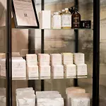 Kyriad Prestige & Cabourg-dives-sur-mer 公寓式酒店