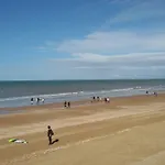公寓式酒店 Kyriad Prestige & Cabourg-dives-sur-mer 滨海迪沃