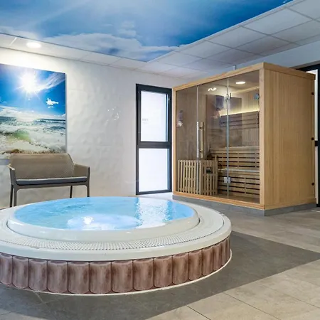 Apart-hotel Kyriad Prestige & Cabourg-dives-sur-mer