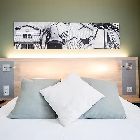 Kyriad Prestige & Cabourg-dives-sur-mer Apart-hotel 3*