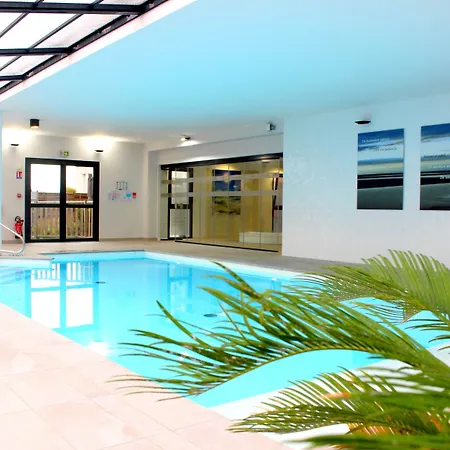 Aparthotel Kyriad Prestige Residence&spa Cabourg-dives-sur-mer 3*