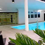 Kyriad Prestige & Cabourg-dives-sur-mer 디베쉬르메르