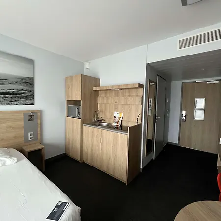 Kyriad Prestige Résidence Sur Mer/ Cabourg