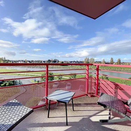 Kyriad Prestige & Cabourg-dives-sur-mer Dives-sur-Mer