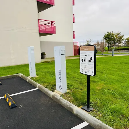 Kyriad Prestige & Cabourg-dives-sur-mer Aparthotel
