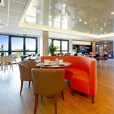 Kyriad Prestige Residence&spa Cabourg-dives-sur-mer 3*