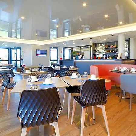 Kyriad Prestige & Cabourg-dives-sur-mer Apart Otel 3*