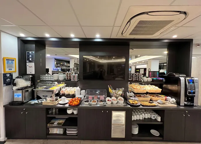 Kyriad Prestige & Cabourg-dives-sur-mer Dives-sur-Mer