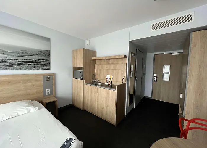 Kyriad Prestige & Cabourg-dives-sur-mer