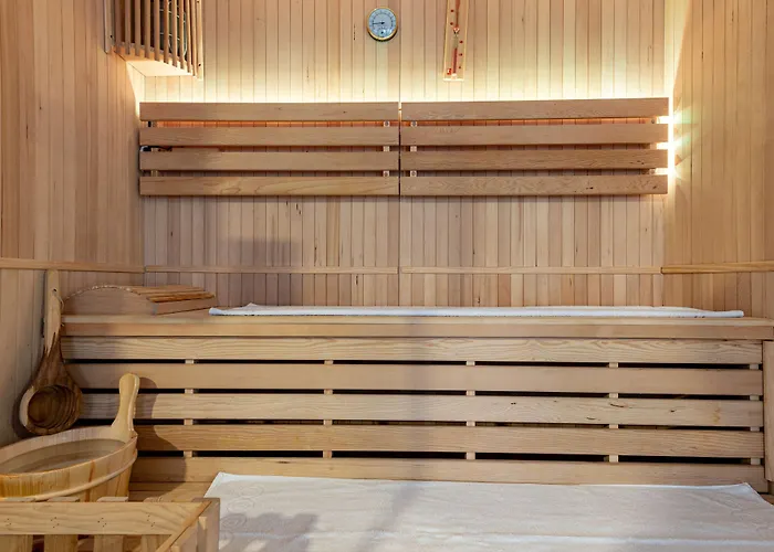 Aparthotel Kyriad Prestige & Cabourg-dives-sur-mer 3*