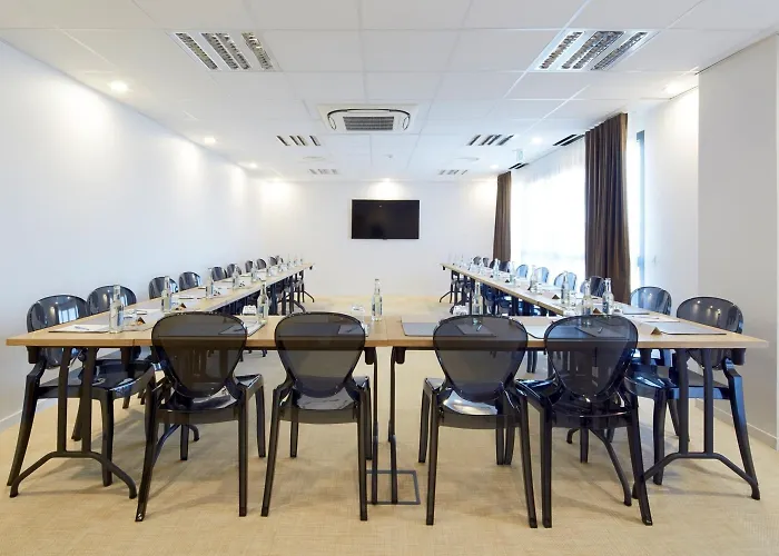 Kyriad Prestige & Cabourg-dives-sur-mer Dives-sur-Mer